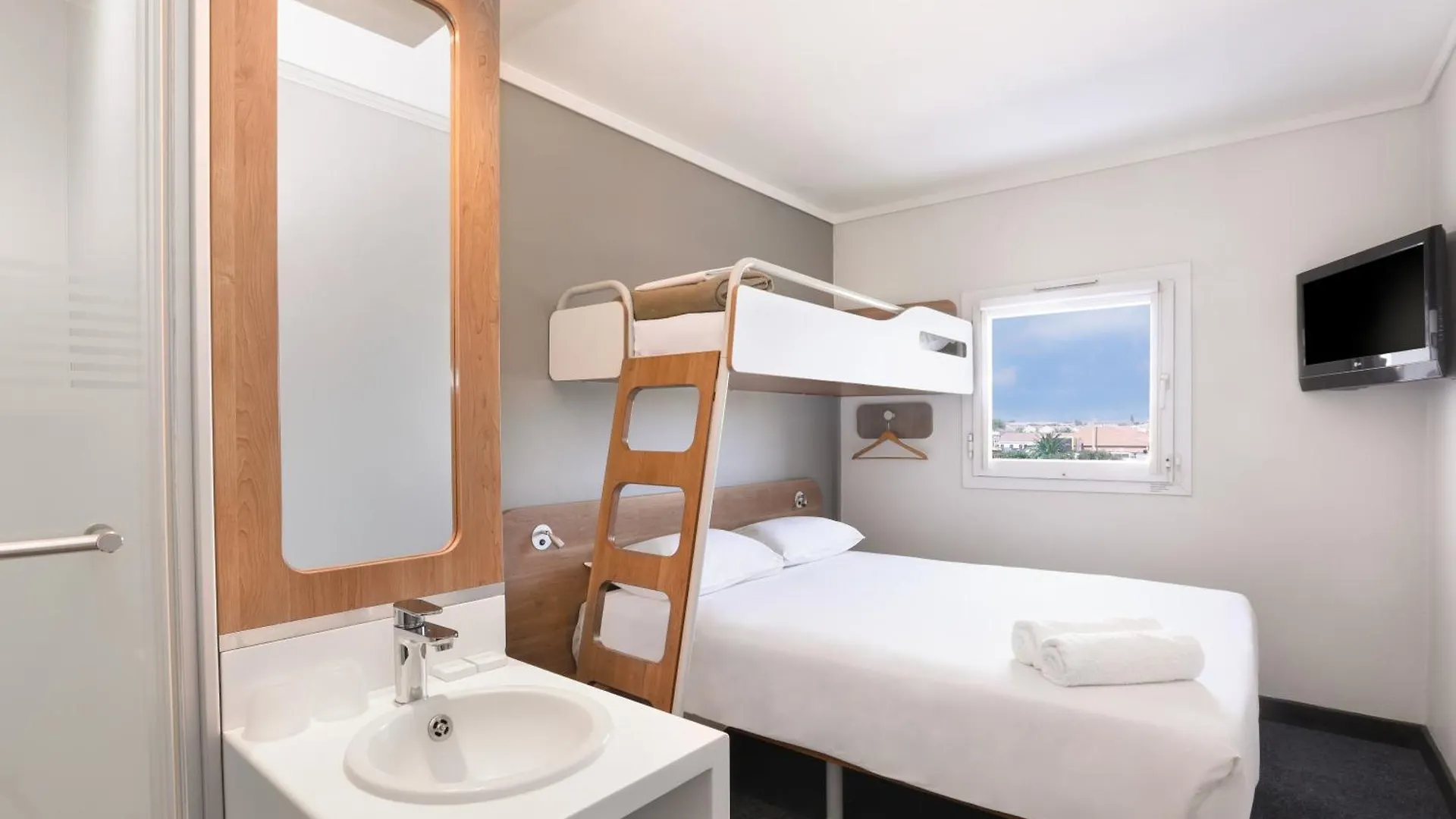 Sun1 Milnerton Hotel Cape Town